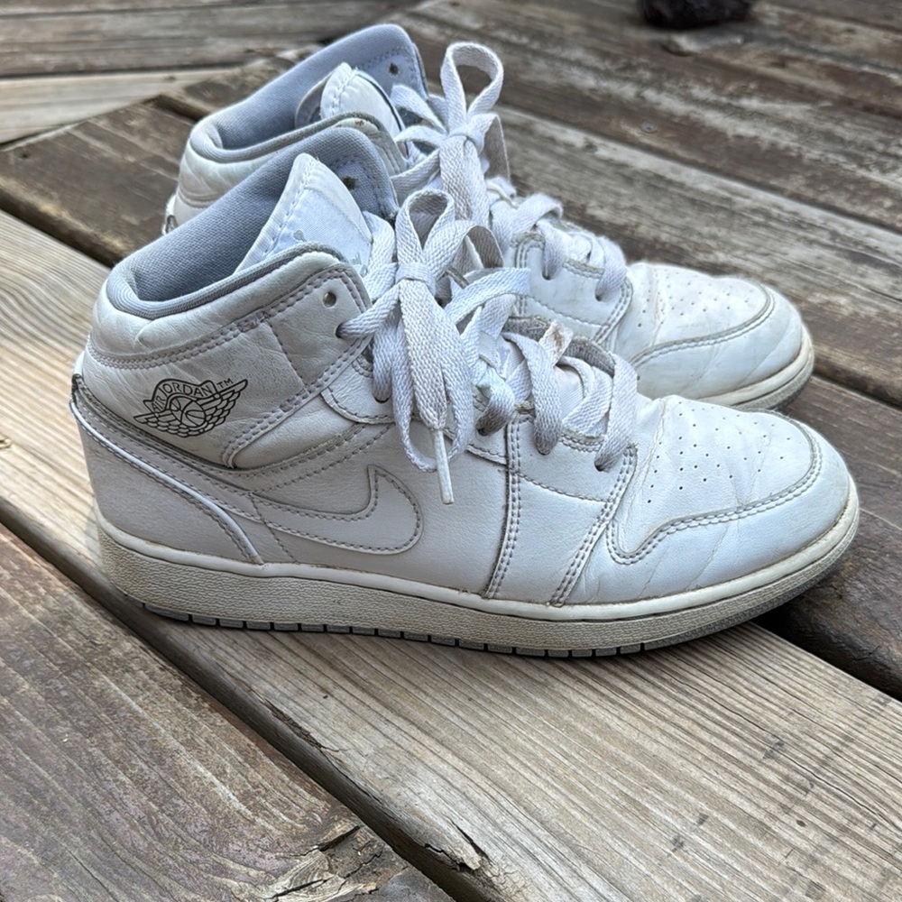 Boys Nike White High-Top Sneakers